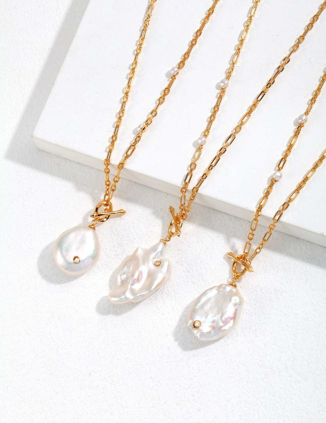 Essential Baroque Pearl Necklace