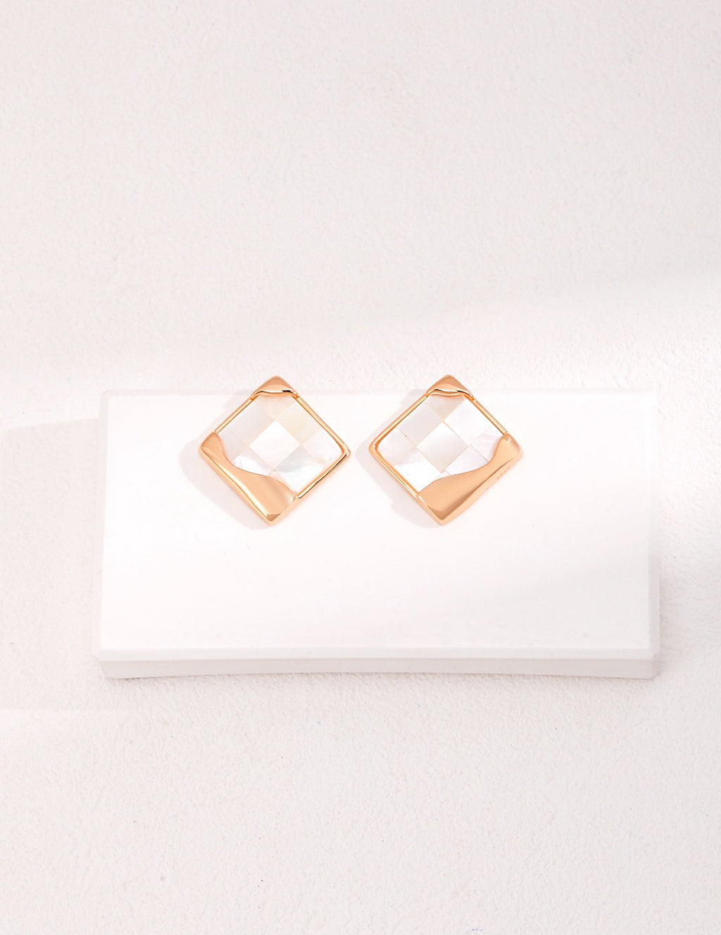 Shell Square Stud Earrings