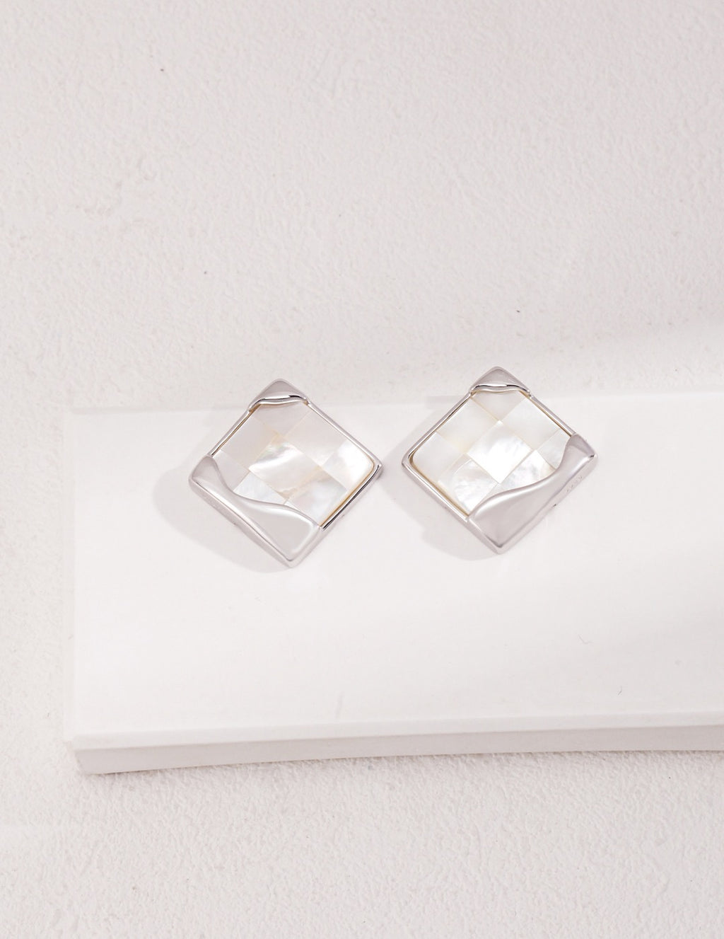 Shell Square Stud Earrings