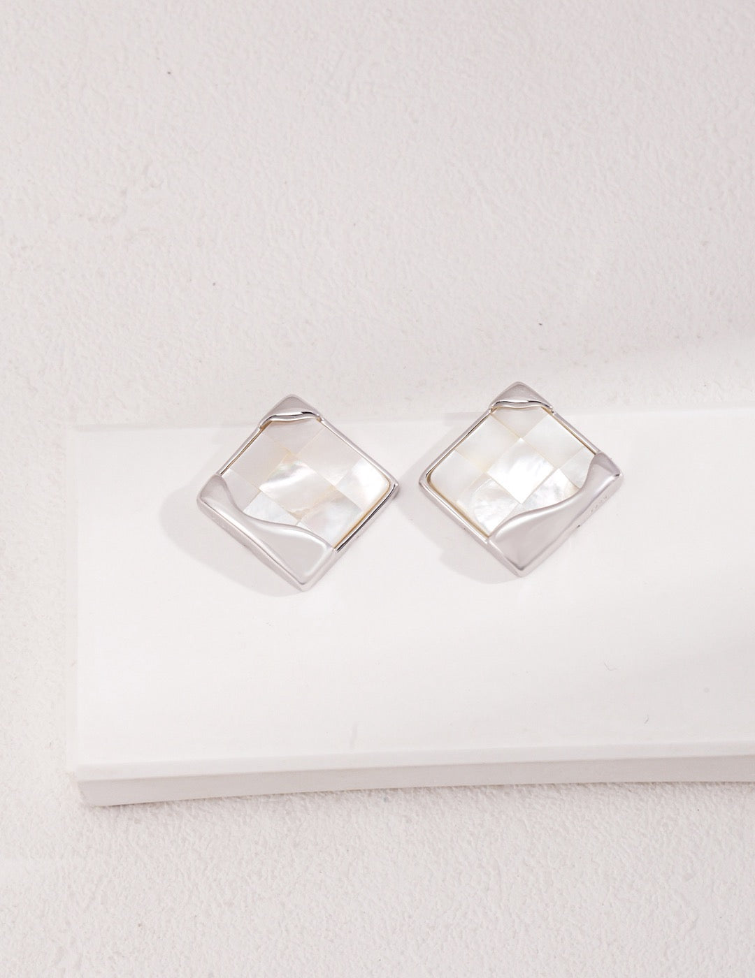 Shell Square Stud Earrings