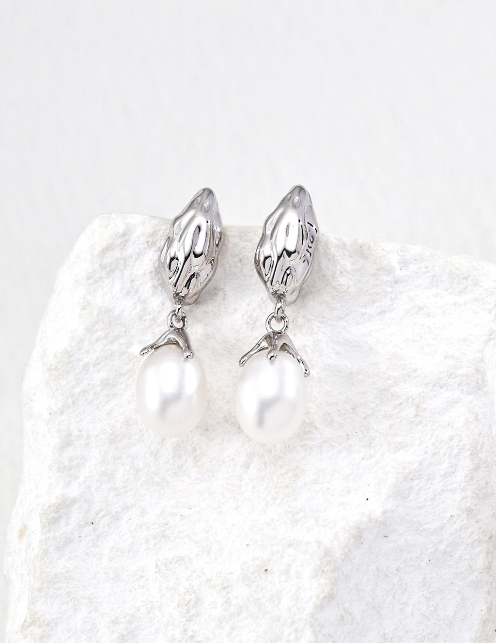 Molten Pearl Drop Earrings