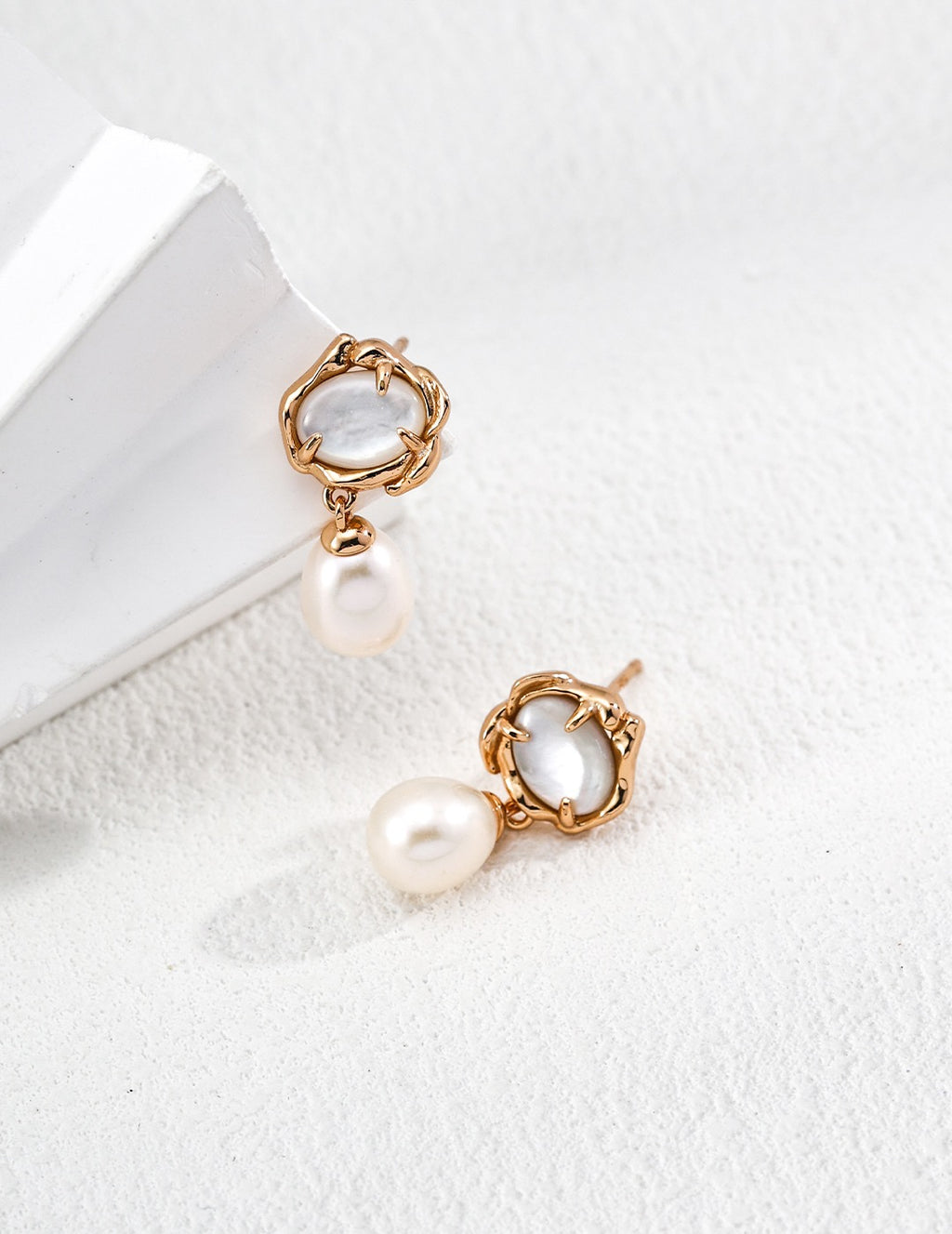 Wild Wreath Pearl Drop Earrings