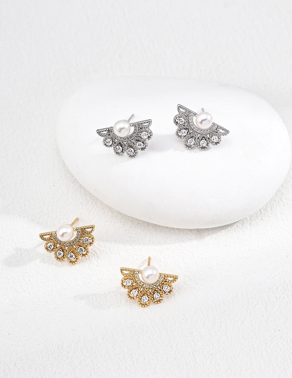 Art Deco Fan Pearl Stud Earrings