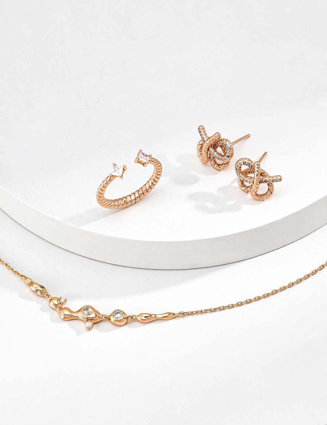 Nature's Line Necklace