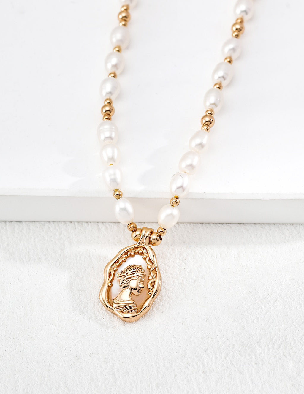 Goddess Cameo Pearl & Gold Bead Necklace