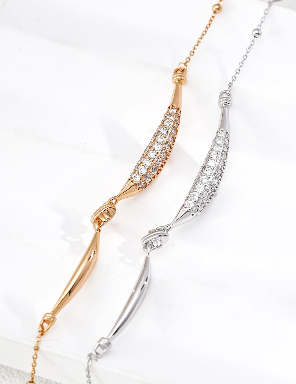 Curved Bar Knot Satellite Chain Necklace