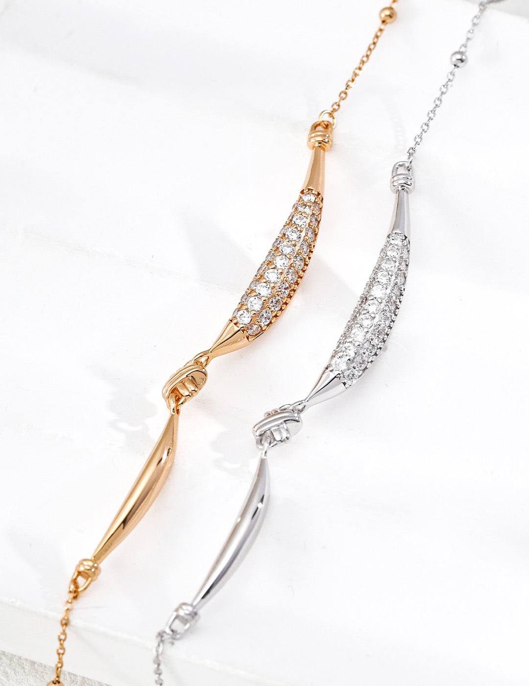 Curved Bar Knot Satellite Chain Necklace