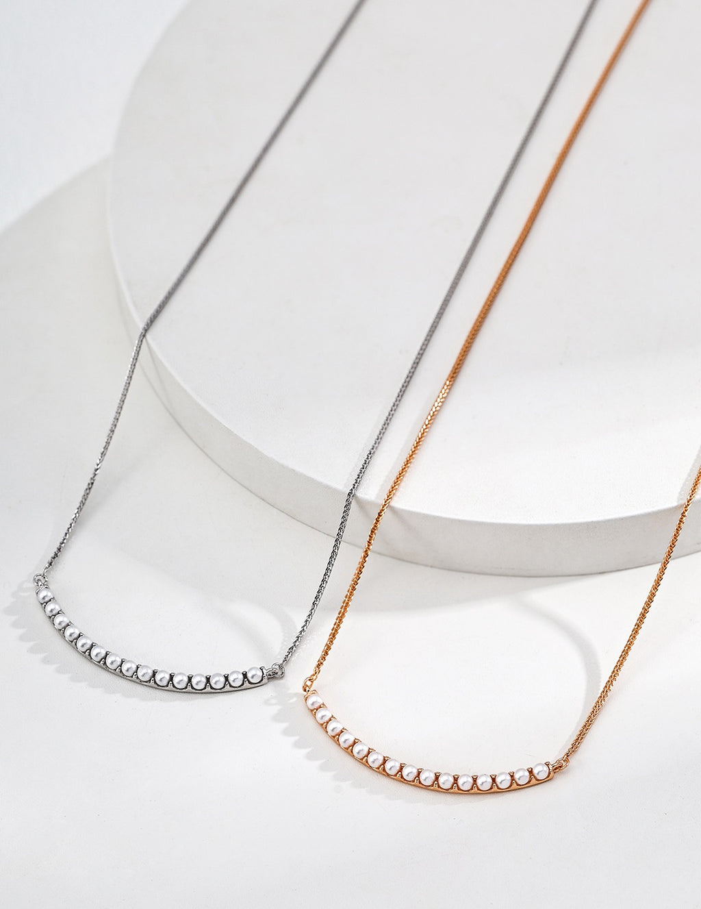 Pearl Smile Bar Wheat Chain Necklace