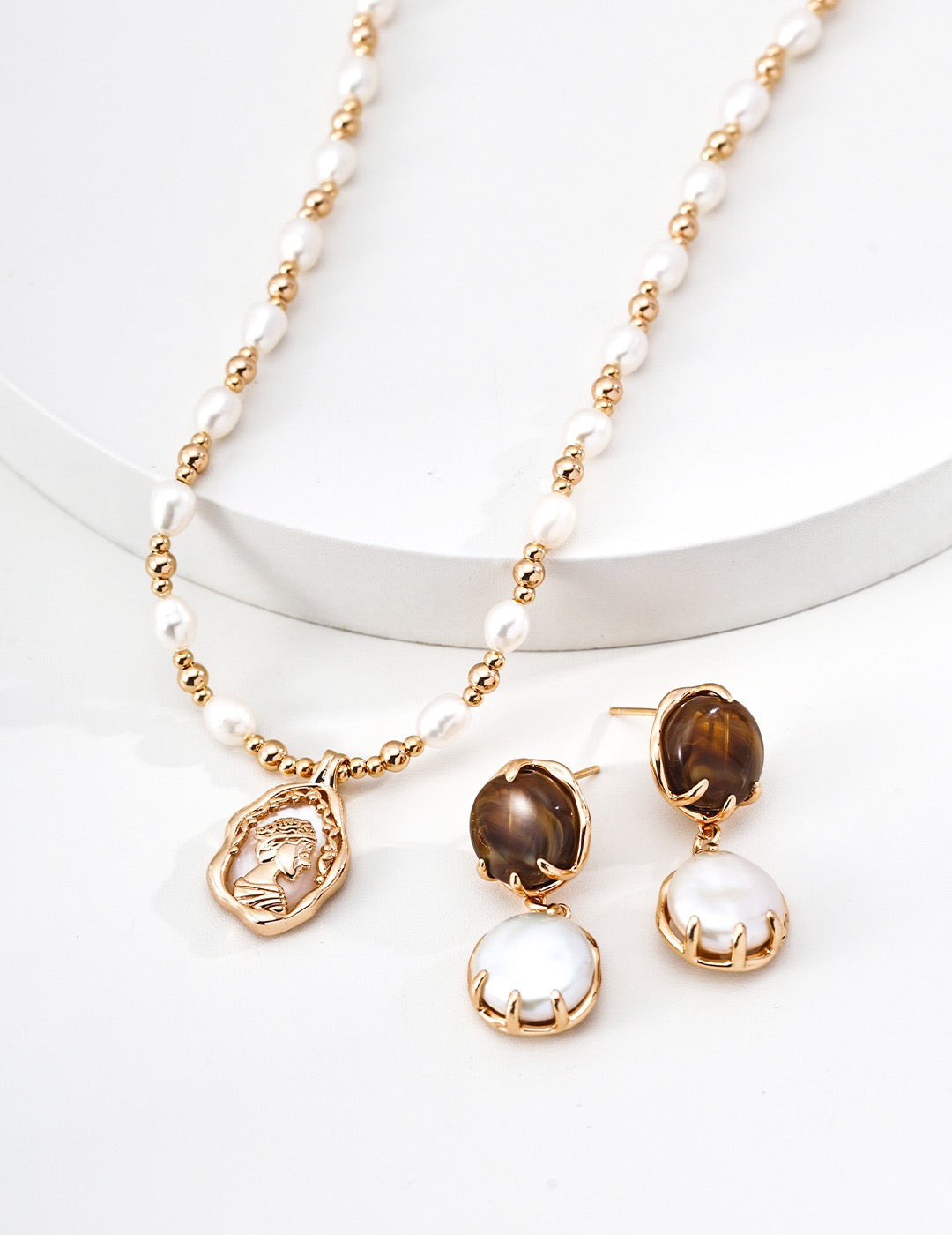 Queen Coin Pearl & Bead Strand Necklace