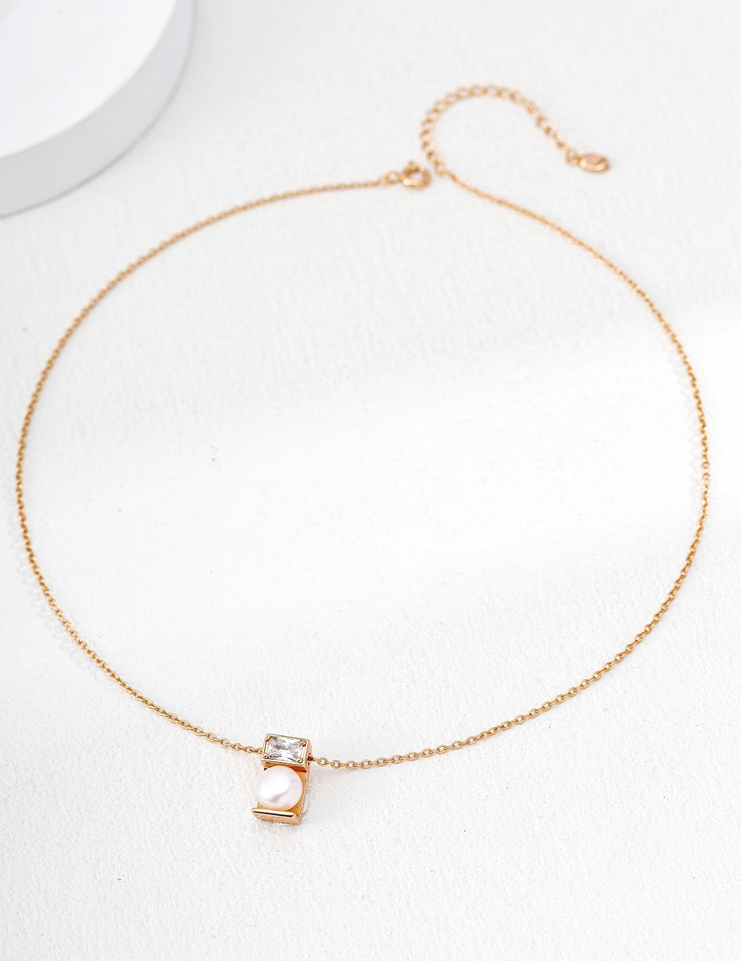 Lumière Pearl & Crystal Bar Necklace