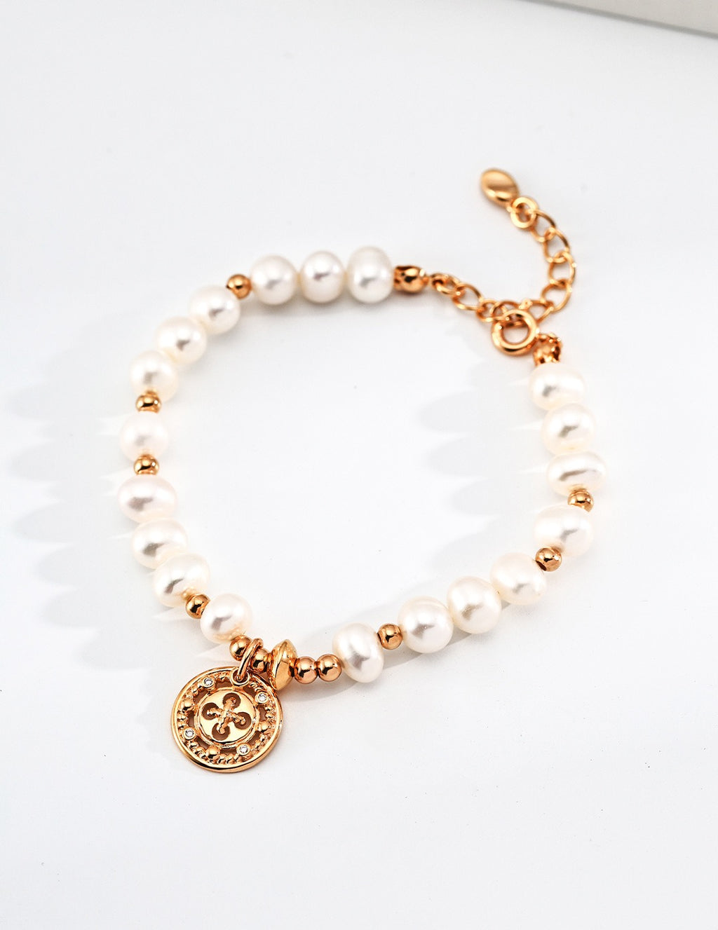 Médaillon Pearl Coin Charm Bracelet