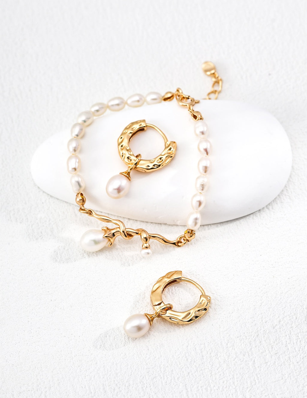 Nœud Pearl Knot Charm Bracelet
