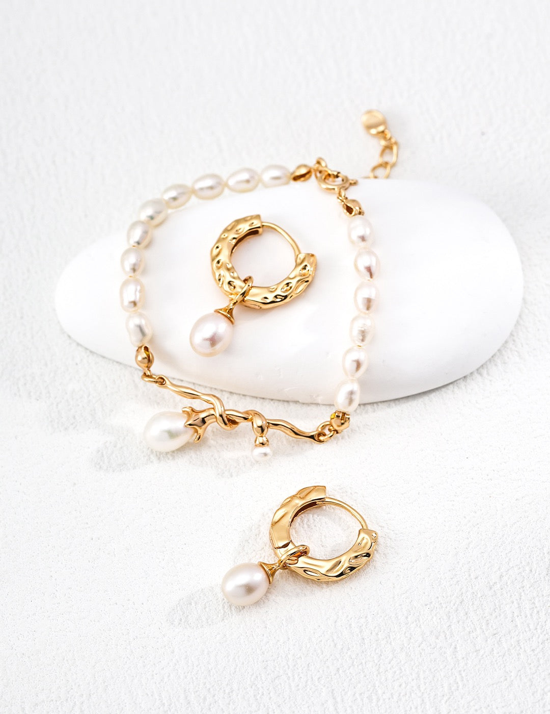 Nœud Pearl Knot Charm Bracelet