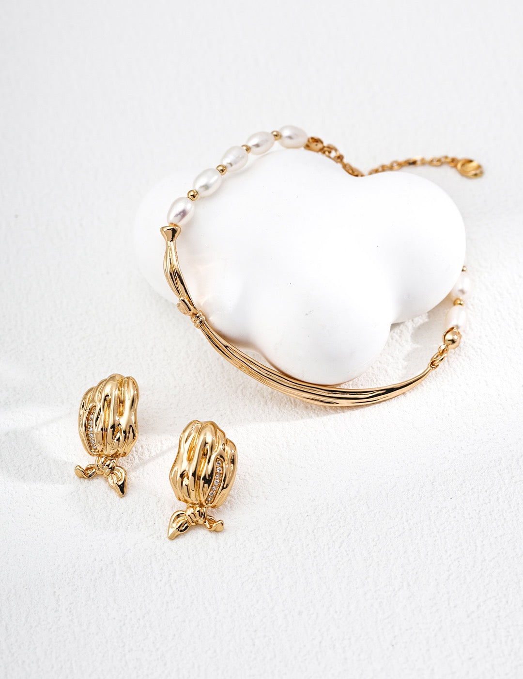 Pearl Knot Ruban Adjustable Bracelet
