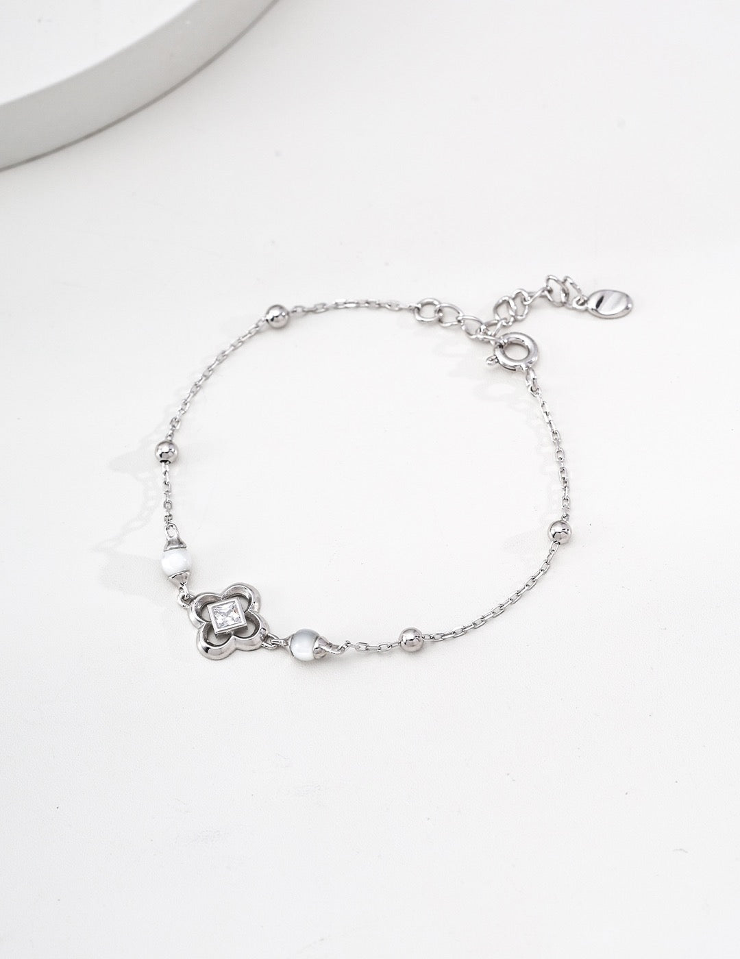 White Shell & CZ Quatrefoil Station Chain Bracelet