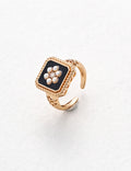 Noir Bloom Signet Ring