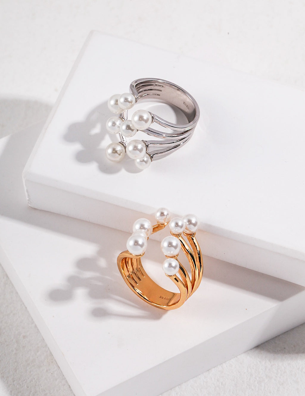 Triple-Strand Pearl Cluster Ring