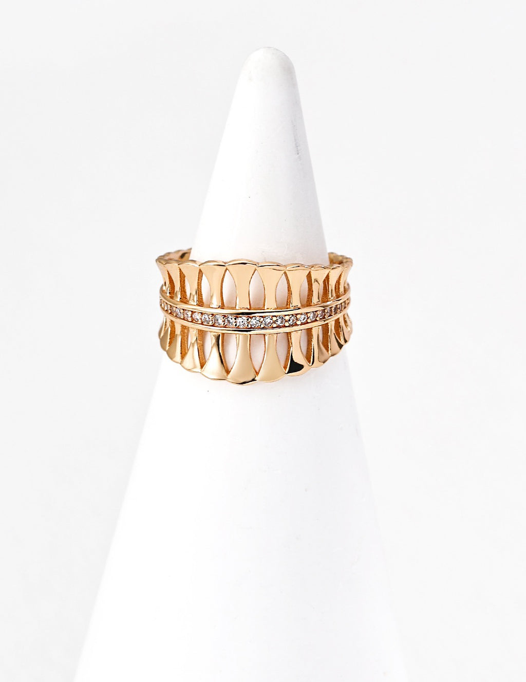 Lattice Arch Wide Band Ring
