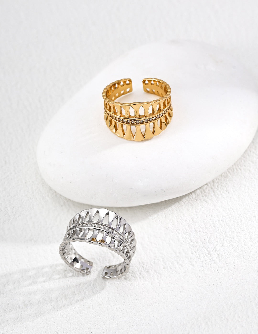 Lattice Arch Wide Band Ring