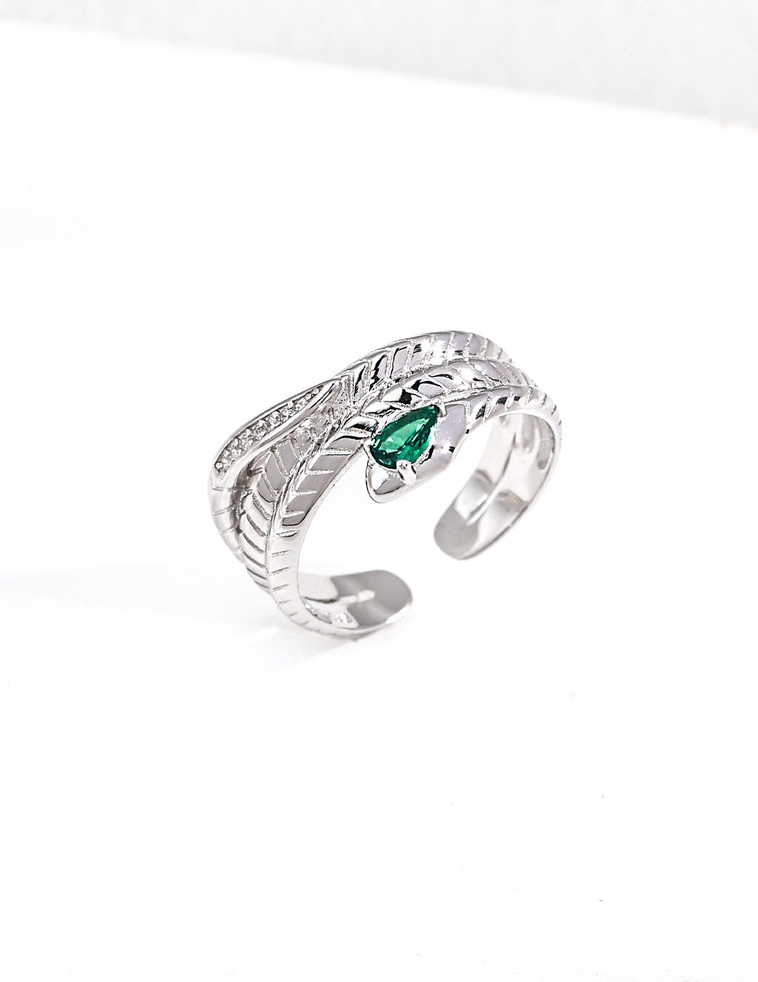 Plume Leaf Ring