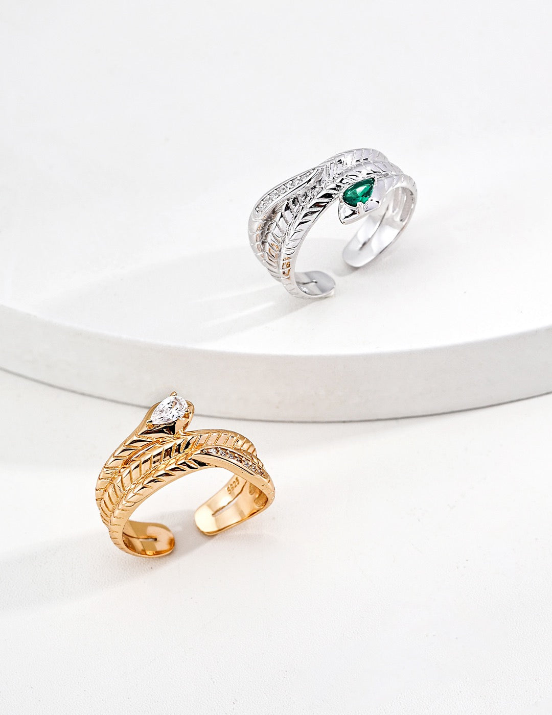 Plume Leaf Ring