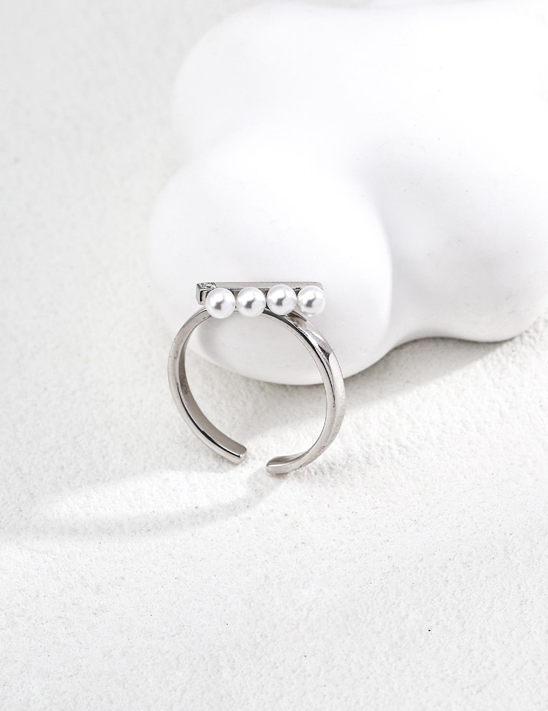 Barre Pearl Ring