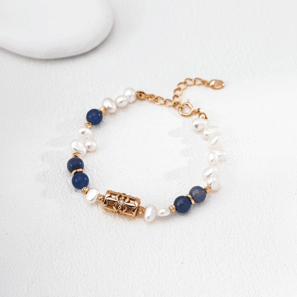 Blue Aventurine & Pearl Lanterne Bracelet