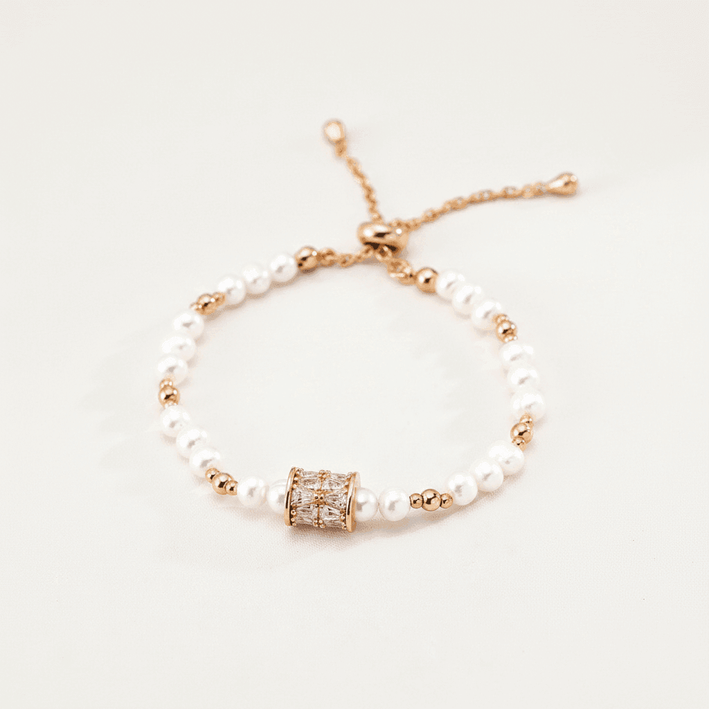 Éclat Pearl & CZ Baguette Slider Bracelet