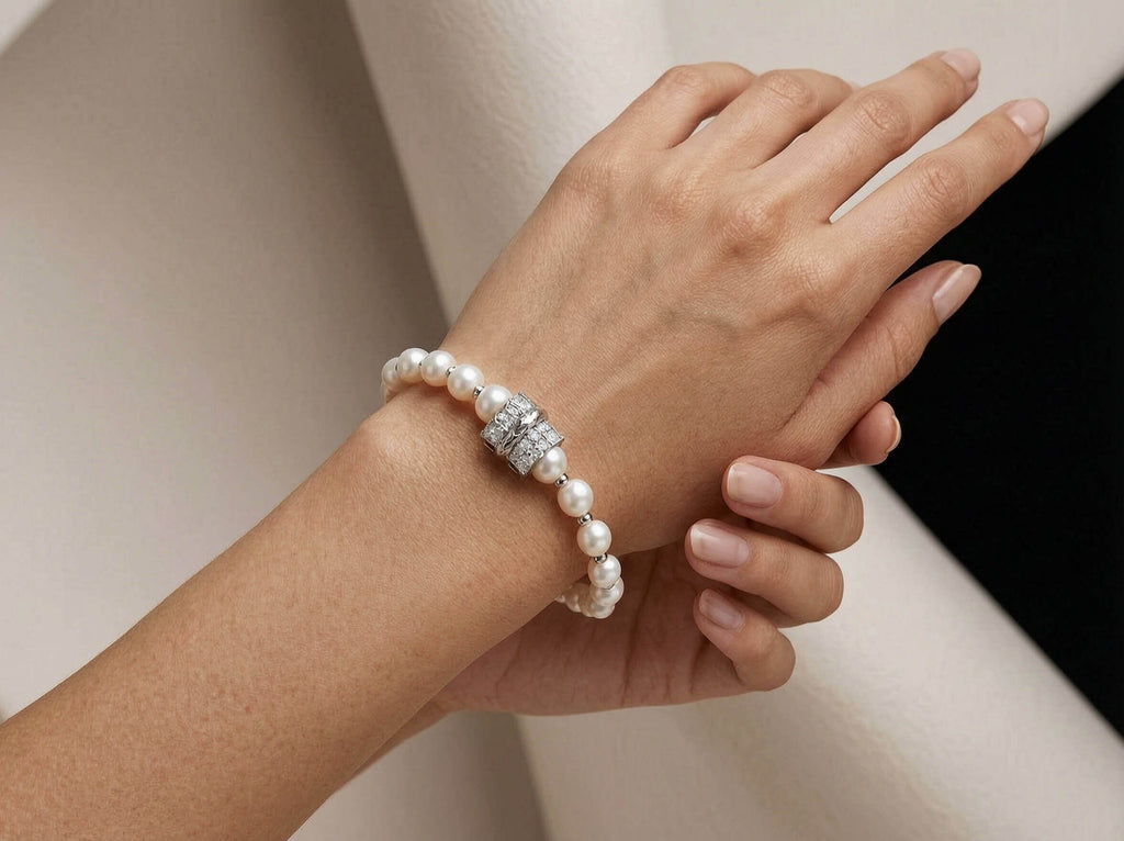 Céleste Pearl Barrel Bracelet