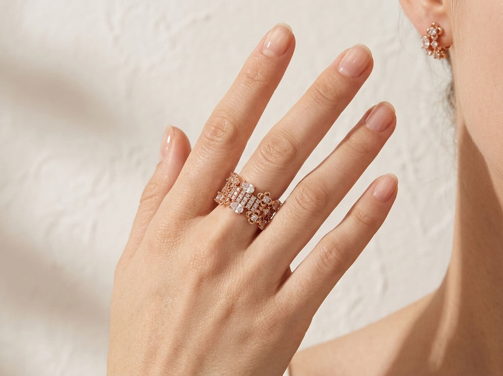 Lumière Lace Ring