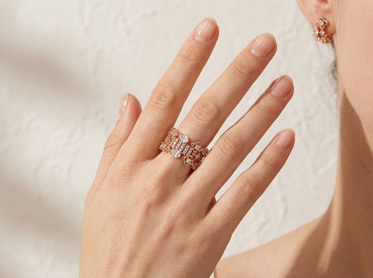 Lumière Lace Ring