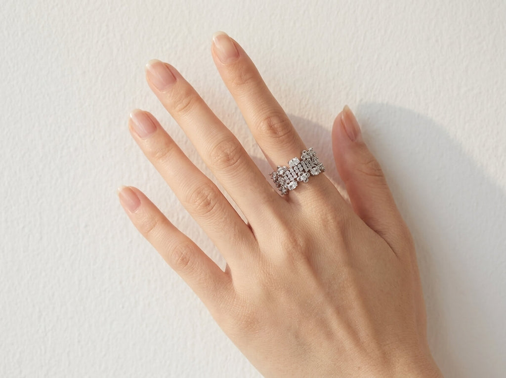 Lumière Lace Ring