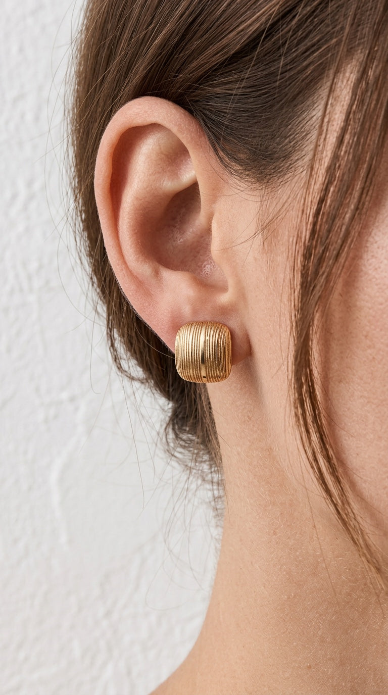 Ribbed Cushion Square Stud Earrings